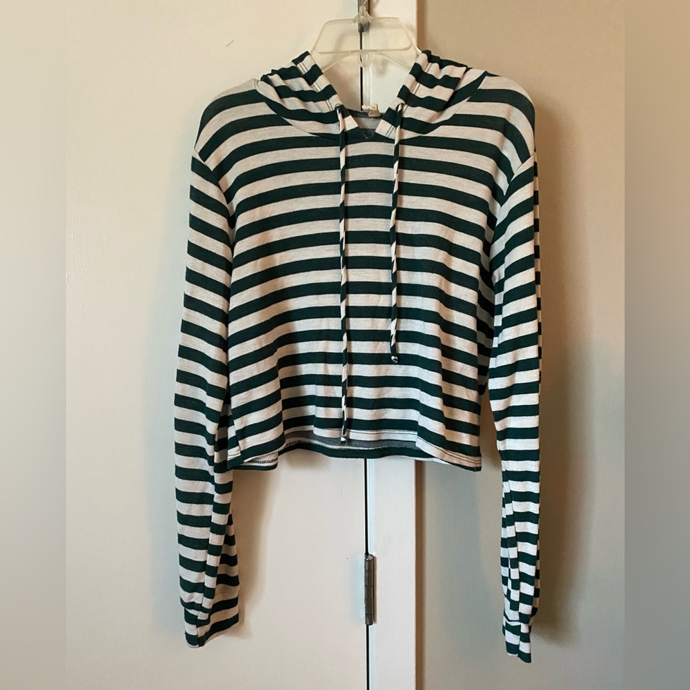 Sky and sparrow, cropped stripped lightweight hoodie